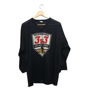 Chicago Blackhawks Jersey Medium